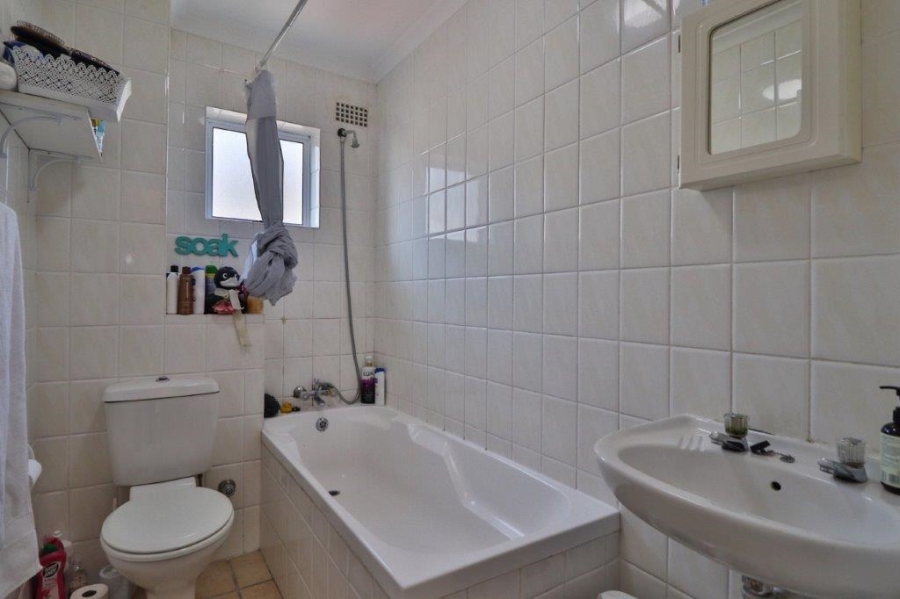 1 Bedroom Property for Sale in Beach Estate Western Cape